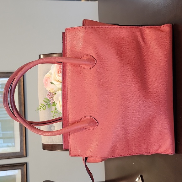 Pink Leather Handbag - Picture 2 of 12